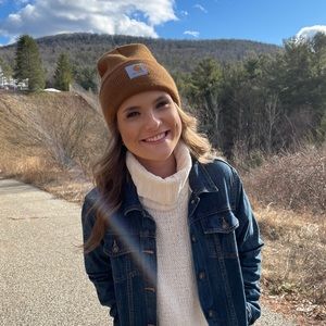 Meet your Posher, Emma